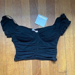 Black rouched crop top